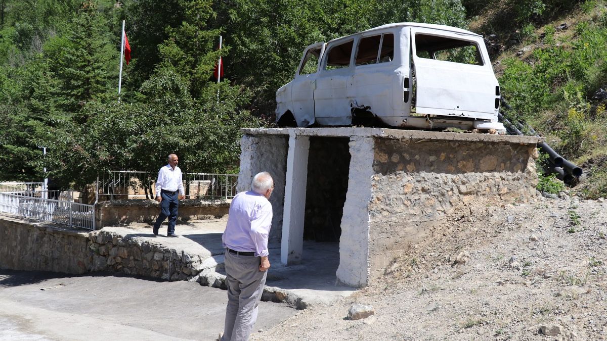 Erzincan'ın Kemaliye ilçesinde 25 yıl önce 33 sivil katledildi.