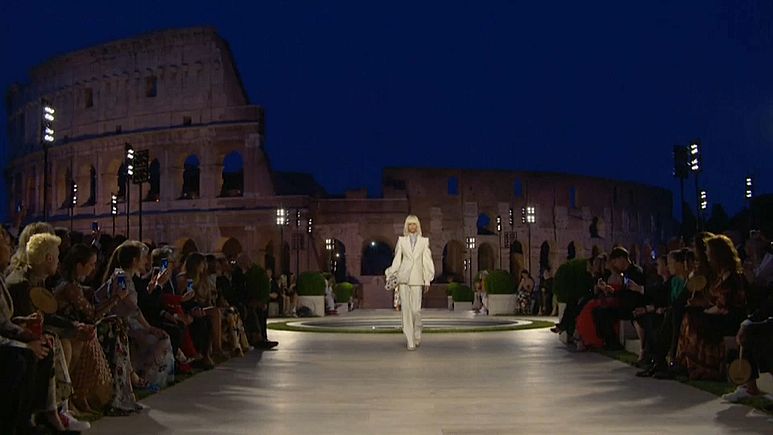 Fendi: Hommage an Karl Lagerfeld Fendi: Hommage an Karl Lagerfeld