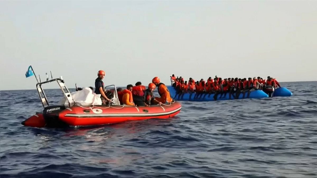  Мигрантов с судна Alex заберет Мальта