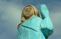 Estátua de Melania Trump causa espanto na Eslovénia