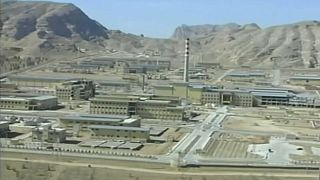 Iran: via all'arricchimento dell'uranio, ma si continua a trattare