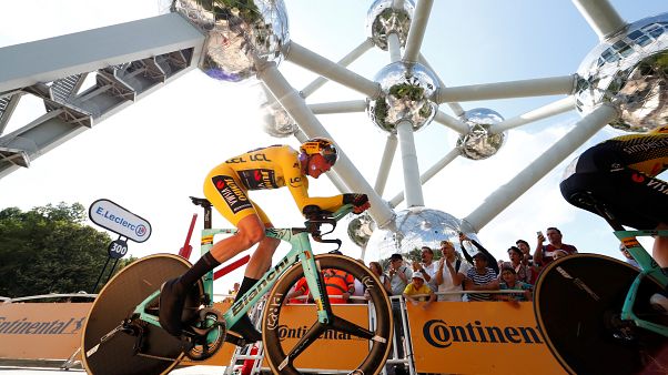 Volta à França: Jumbo-Visma vence e Mike Teunissen mantém liderança Volta à França: Jumbo-Visma vence e Mike Teunissen mantém liderança