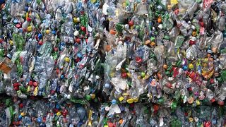Műanyagpalackok újrahasznosítása Svájcban  