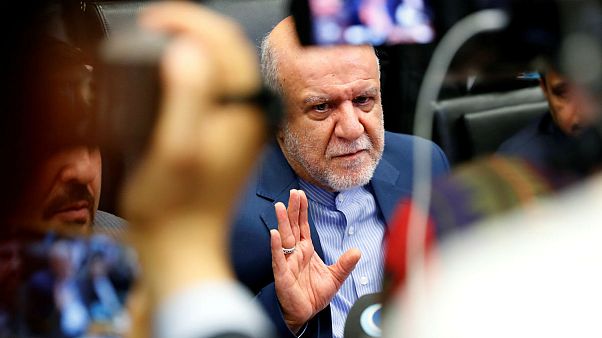 وزیر نفت ایران: اگر بگویم وضع صادراتمان خوب است، آمریکا ناراحت میشود وزیر نفت ایران: اگر بگویم وضع صادراتمان خوب است، آمریکا ناراحت میشود