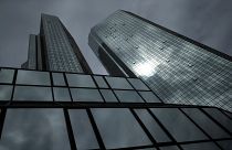 Σε 18.000 απολύσεις προχωρά η Deutche Bank