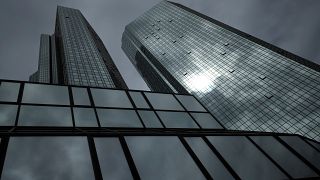 Deutsche Bank despede milhares