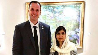Jean François Roberge ile Malala Yousafzai'ın Quebec'de öğretmenlik