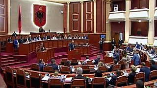 Albania: parlamento contro il capo dello Stato