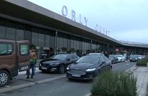 Megadóztatja a légitársaságokat Franciaország