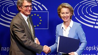Ursula von der Leyen: "Mi batterò per il salario minimo europeo"
