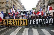 راست افراطی فرانسه با هلیکوپتر و خودروهای شاسی‌بلند علیه مهاجران