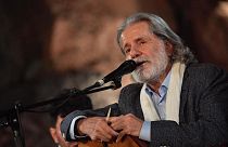 كلّنا للوطن ؟ مارسيل خليفة أوّلُهم