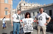 Βατικανό: Άνοιξαν τάφους για να βρουν αγνοούμενη έφηβη και δεν βρήκαν ούτε οστά