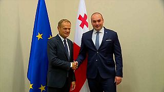 Donald Tusk promete ajudar a Geórgia a integrar a UE
