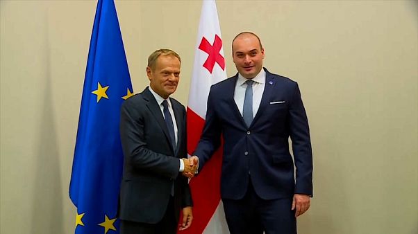 Il Presidente del Consiglio europeo Donald Tusk e il primo ministro georgiano Mamuka Bakhtadze. Il Presidente del Consiglio europeo Donald Tusk e il primo ministro georgiano Mamuka Bakhtadze.