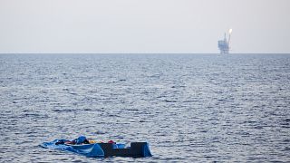 Tunus açıklarında batan göçmen teknesinde ölü sayısı 58'e yükseldi
