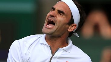 La gioia di Federer sull'amica-erba di Wimbledon. 