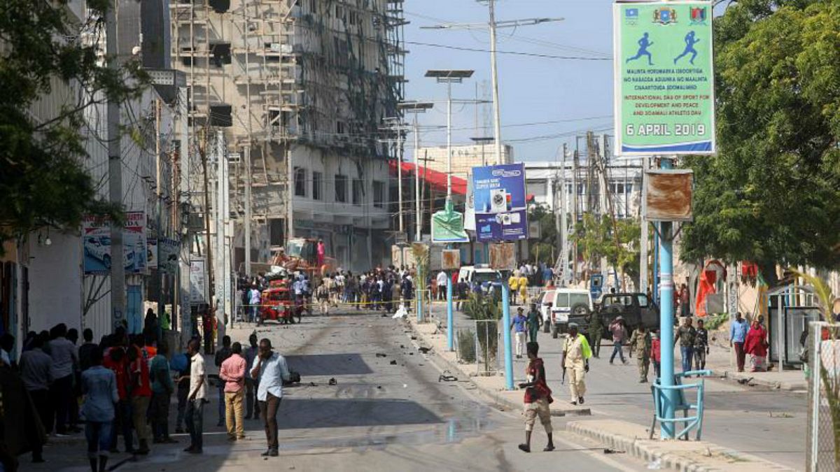 ارتفاع ضحايا هجوم على فندق في الصومال إلى 26 قتيلا