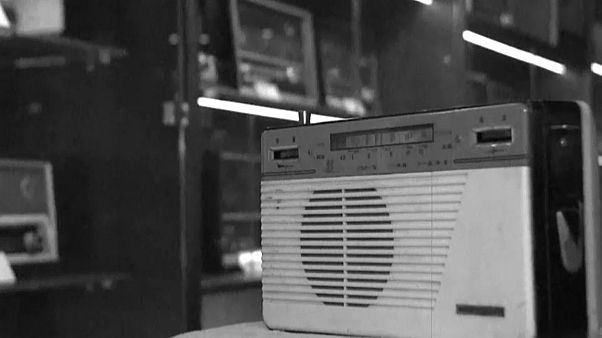 Çinli mühendisin oğlundan ilk transistörlü radyonun hikayesi Çinli mühendisin oğlundan ilk transistörlü radyonun hikayesi