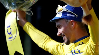 "Тур де Франс": Алафилипп вернул жёлтую майку лидера