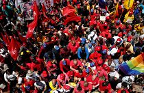 Vorwürfe und Demos: Machtkampf in Venezuela geht weiter