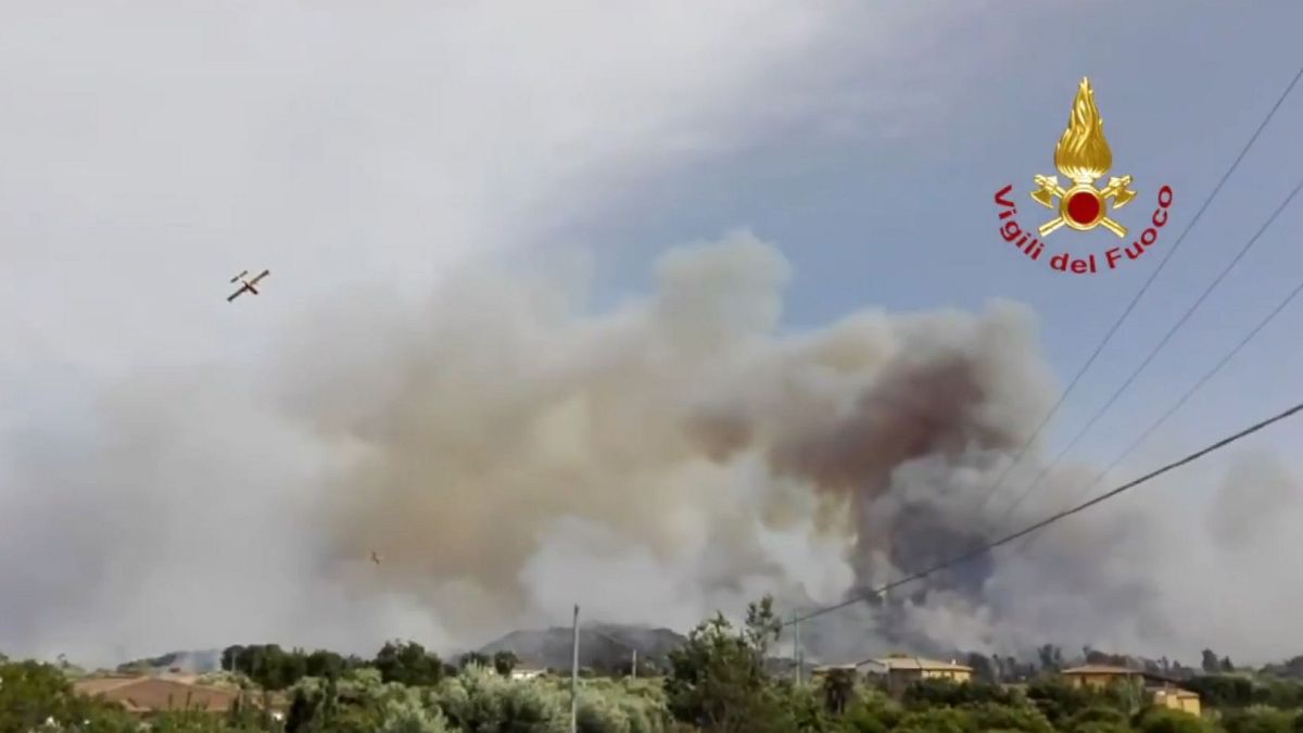 Waldbrand wütet auf Sardinien