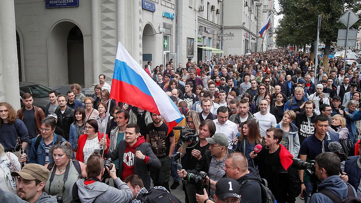 Demonstration in Moskau: Opposition will an Wahl teilnehmen