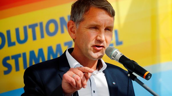 Cottbus feiert AfD-Rechtsaußen Höcke - Tritt er gegen Parteispitze an? Cottbus feiert AfD-Rechtsaußen Höcke - Tritt er gegen Parteispitze an?