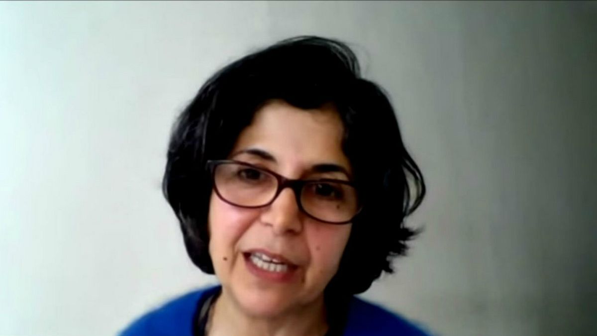 درخواست فرانسه از ایران: به فریبا عادلخواه دسترسی کنسولی داشته باشیم