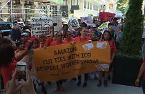 Amazon işçileri indirim kampanyası sırasında greve gitti