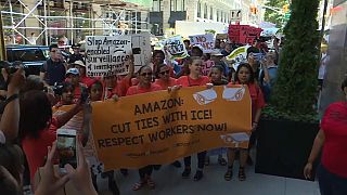 Amazon işçileri indirim kampanyası sırasında greve gitti