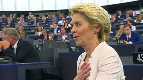 A pequena maioria de apoio a Ursula von der Leyen A pequena maioria de apoio a Ursula von der Leyen