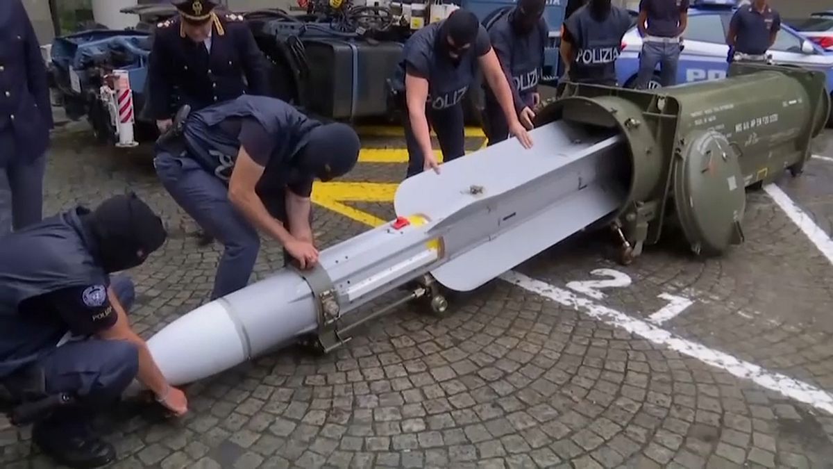 قطر تقول إنها باعت الصاروخ الفرنسي الذي عُثر عليه في إيطاليا قبل 25 عاما