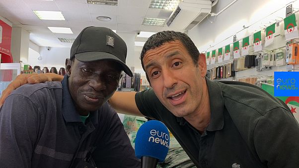 A Lyon, Sénégalais et Algériens prêts pour la finale de la Coupe d'Afrique A Lyon, Sénégalais et Algériens prêts pour la finale de la Coupe d'Afrique