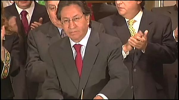 Alejandro Toledo foi detido terça-feira na Califórnia e arrisca extradição para o Peru Alejandro Toledo foi detido terça-feira na Califórnia e arrisca extradição para o Peru