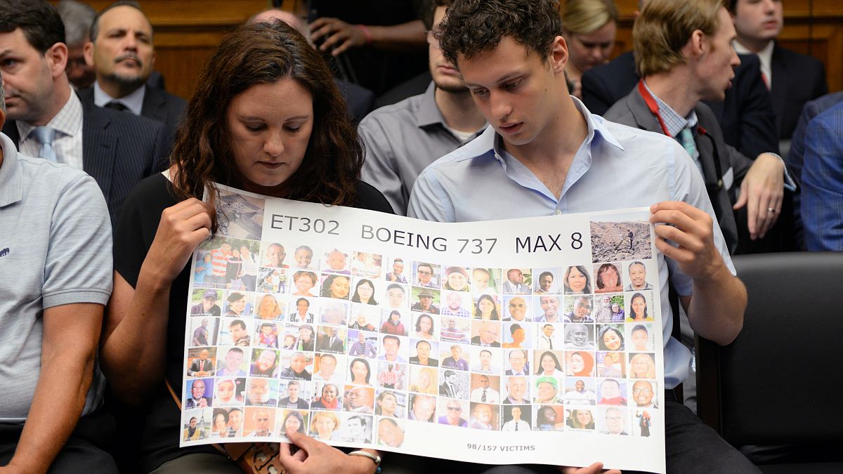 Boeing'den uçak kazalarında ölenlerin ailelerine 50 milyon dolar tazminat 