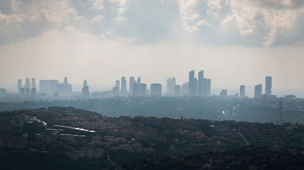 Reuters: Türkiye'de batık krediler büyürken yapılandırma çalışmaları donmuş durumda Reuters: Türkiye'de batık krediler büyürken yapılandırma çalışmaları donmuş durumda