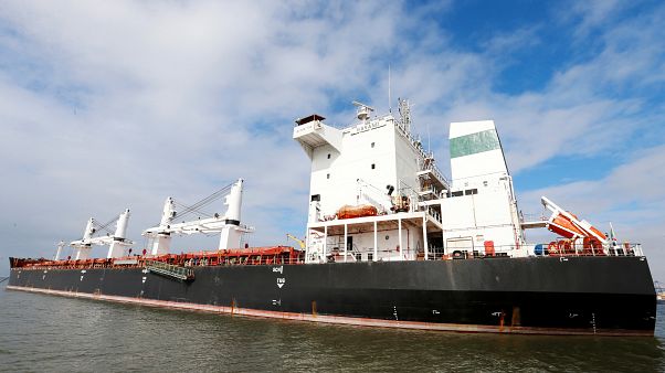 Iran sequestra petroliera Iran sequestra petroliera