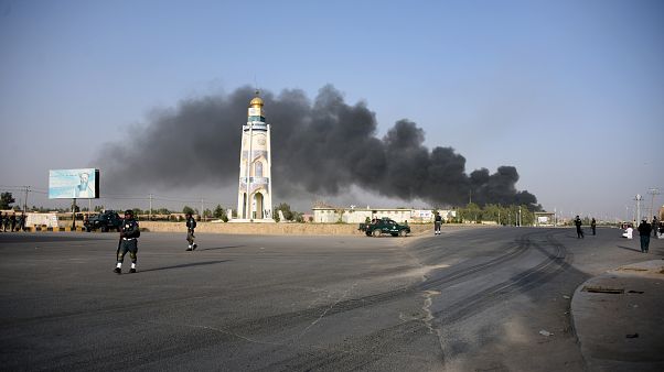 دهها نفر در حمله طالبان به فرماندهی پلیس قندهار کشته و زخمی شدند دهها نفر در حمله طالبان به فرماندهی پلیس قندهار کشته و زخمی شدند