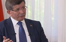 Davutoğlu ile röportaj yapan gazetecilerin programı yayından kaldırıldı
