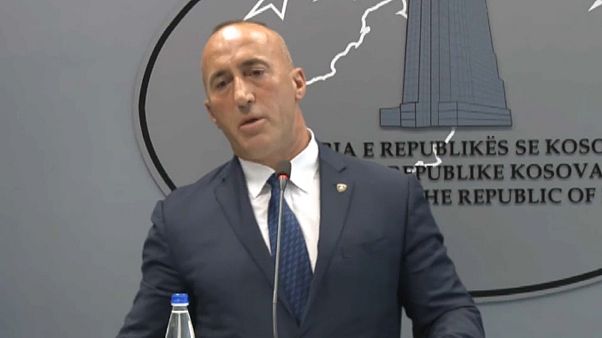 Le Premier ministre du Kosovo, suspecté de crimes de guerre, démissionne Le Premier ministre du Kosovo, suspecté de crimes de guerre, démissionne