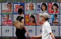 Japonya’da halk sandık başında: Başbakan Abe pasifist anayasayı değişmeyi amaçlıyor