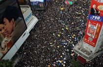 تجاوزات الشرطة الصينية ضدّ المتظاهرين تتواصل في هونغ كونغ