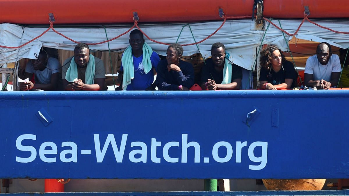 کشتی نجات پناهجویان فعالیت خود را در آبهای مدیترانه از سر گرفت