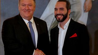 Estados Unidos cierra una gira por Latinoamérica estrechando lazos con El Salvador