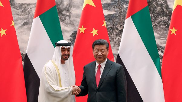 BAE Veliaht Prensi Muhammed bin Zayed / Çin Devlet Başkanı Şi Cinping BAE Veliaht Prensi Muhammed bin Zayed / Çin Devlet Başkanı Şi Cinping