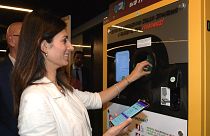Roma: Plastik su şişesini getirene metro bileti bedava