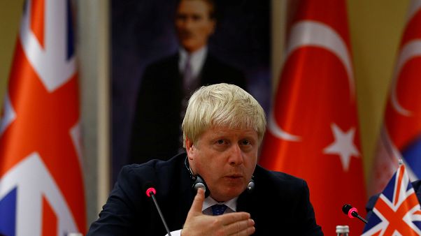Repesnek a törökök, hogy az "ottománok unokája" lett az új brit miniszterelnök Repesnek a törökök, hogy az "ottománok unokája" lett az új brit miniszterelnök