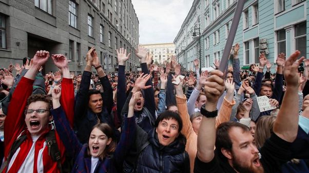 «Нам другого ничего не оставили»: пробьется ли оппозиция в Мосгордуму? «Нам другого ничего не оставили»: пробьется ли оппозиция в Мосгордуму?