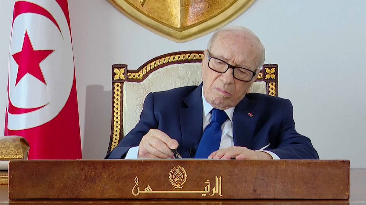 Временным президентом Туниса стал спикер парламента 